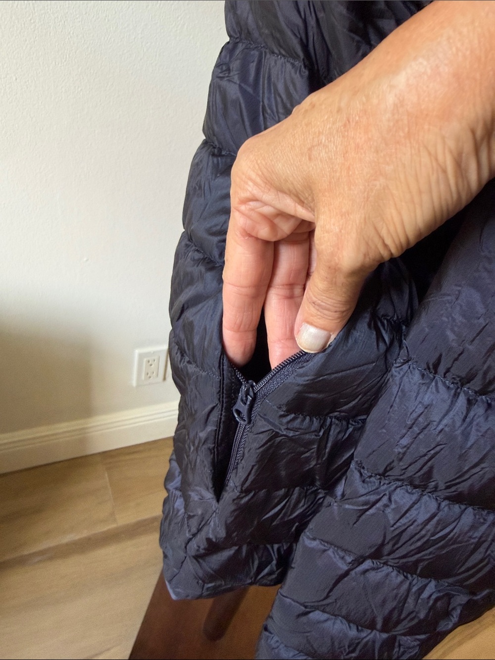 Ultra light down jacket - Picture 4 of 6